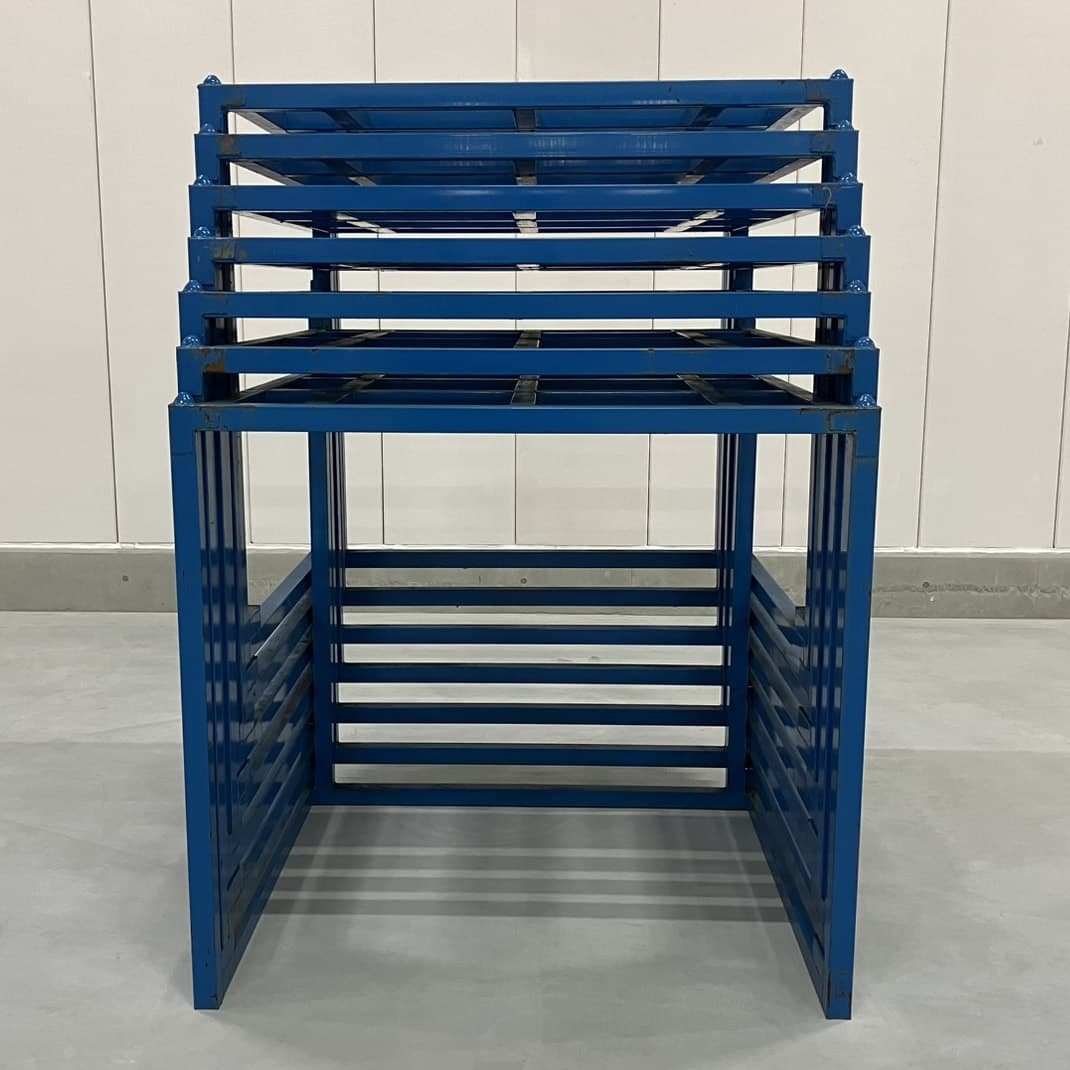 中古 逆ネスティングラック