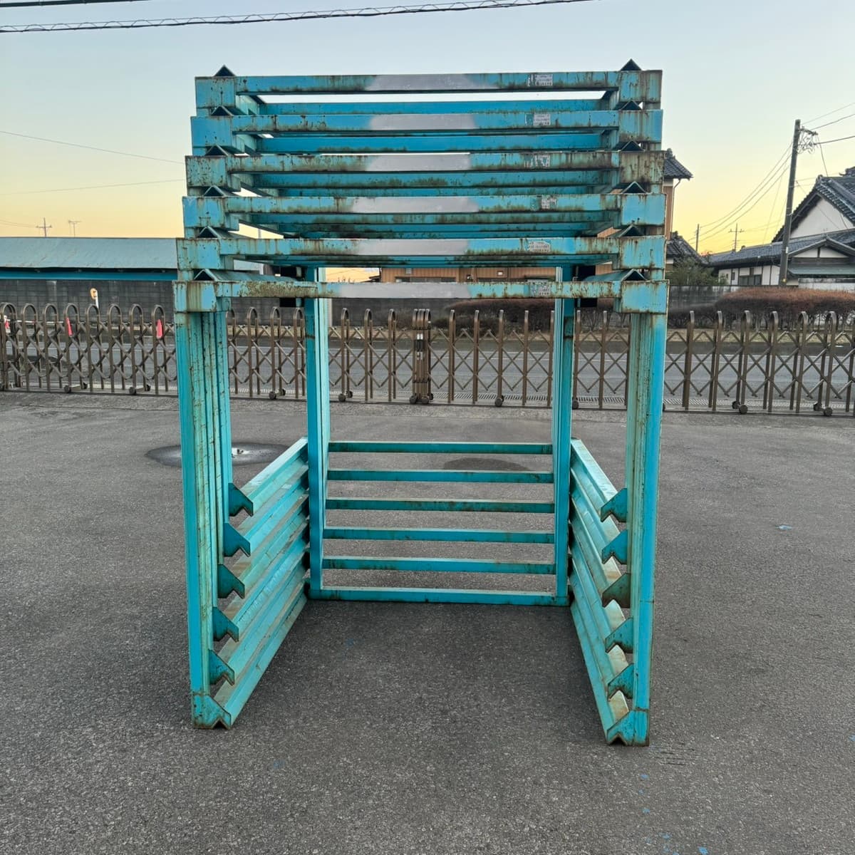 中古 逆ネスティングラック