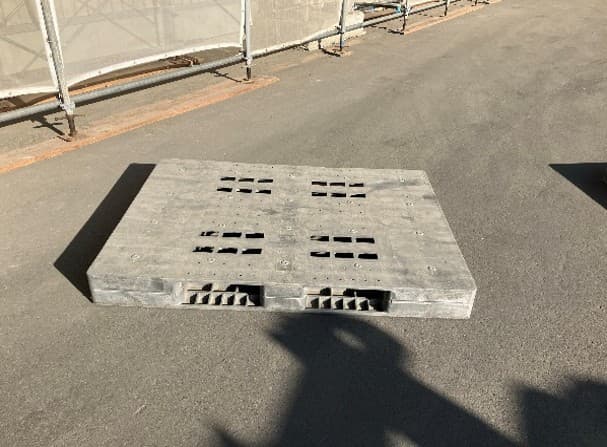 中古 プラスチックパレット